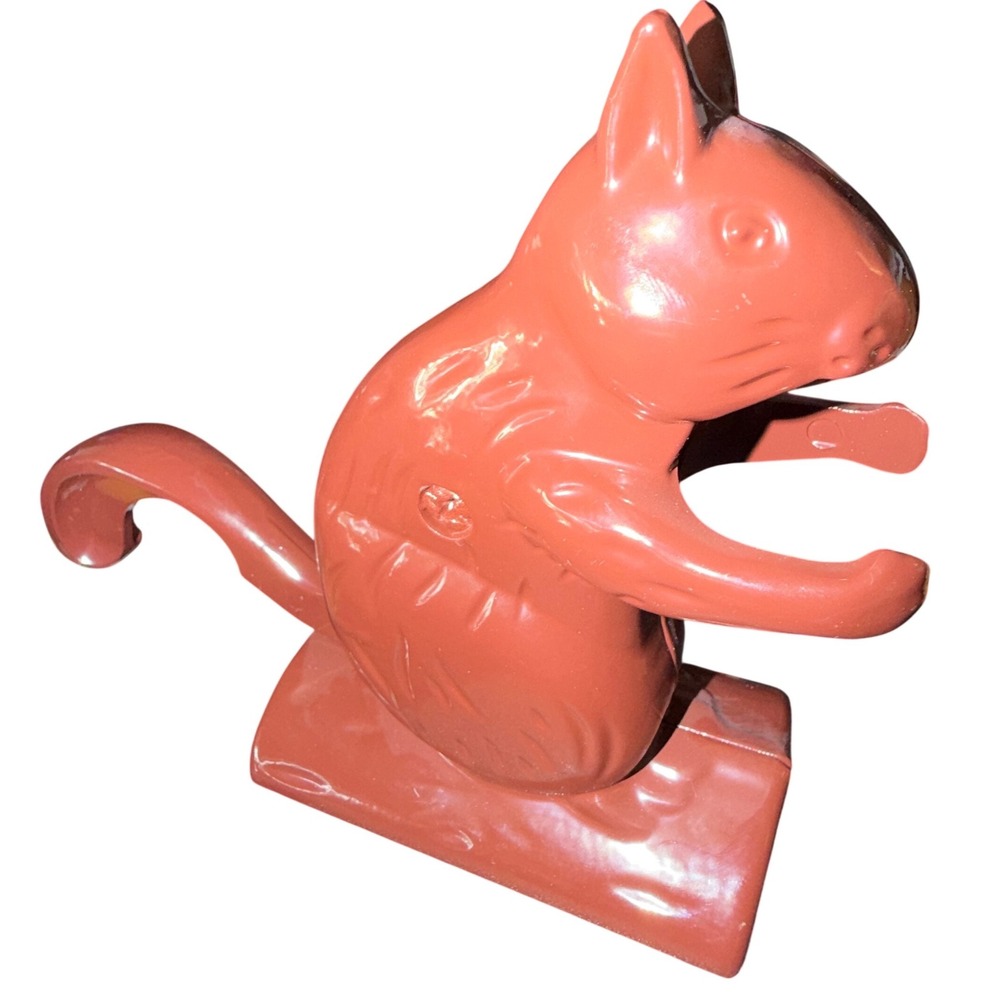 Twos Company Nutcracker Brown l Vintage Style Squirrel Cast Metal New